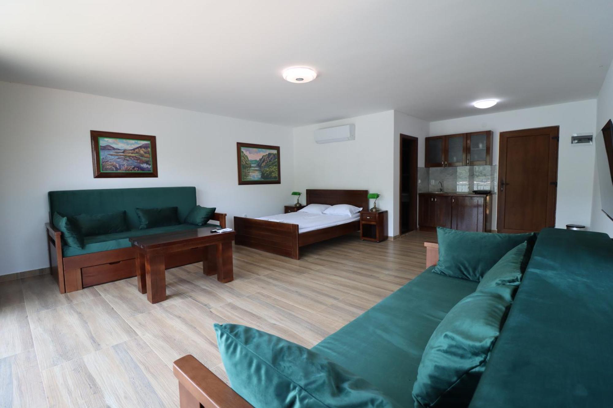 Dunavska Vila Milosavljevic Donji Milanovac Buitenkant foto