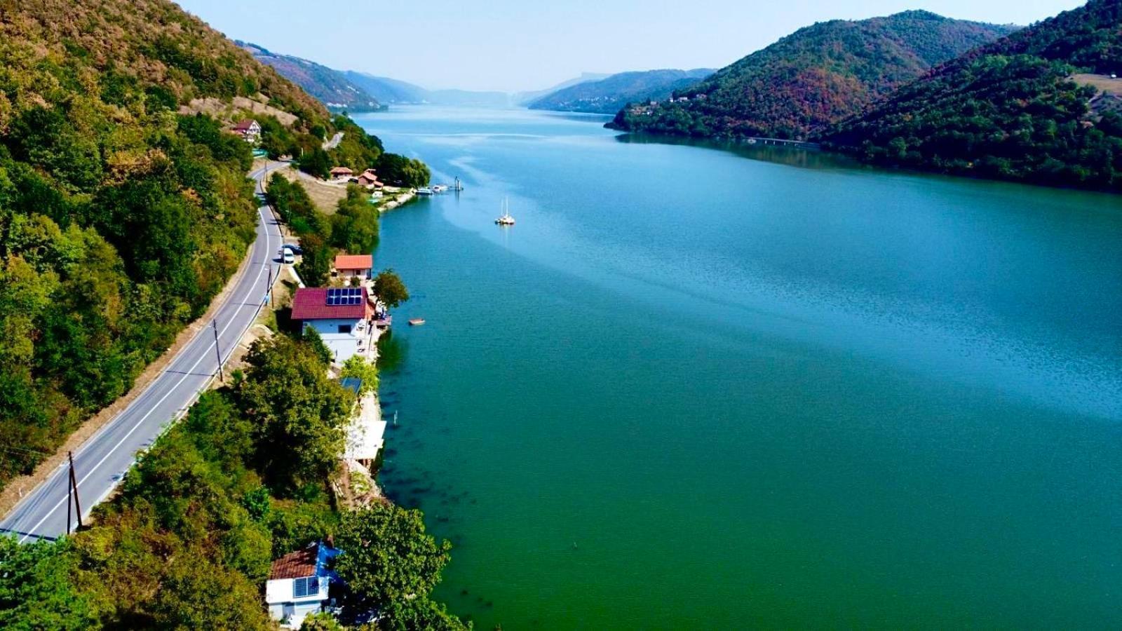 Dunavska Vila Milosavljevic Donji Milanovac Buitenkant foto